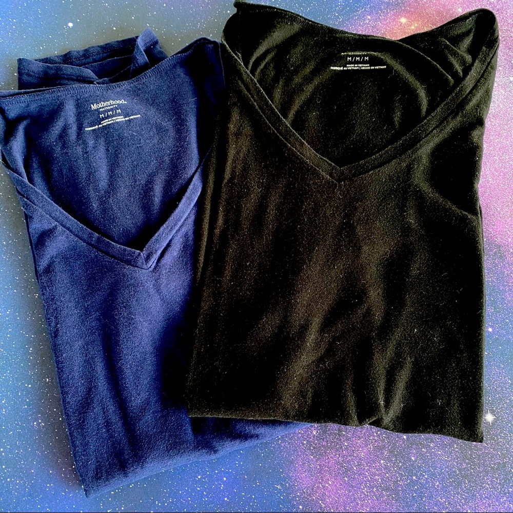 Motherhood Maternity Ruched  V-Neck Tee Lot Black Navy
